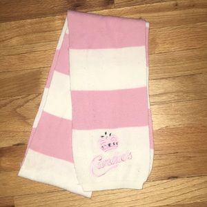 EUC Candie’s Scarf